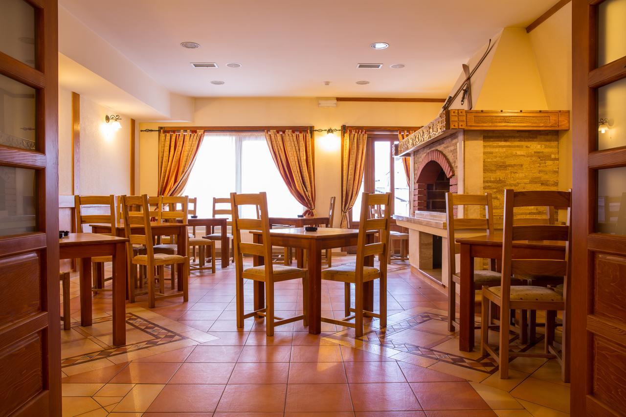 Hotel Knez كوبريس المظهر الخارجي الصورة