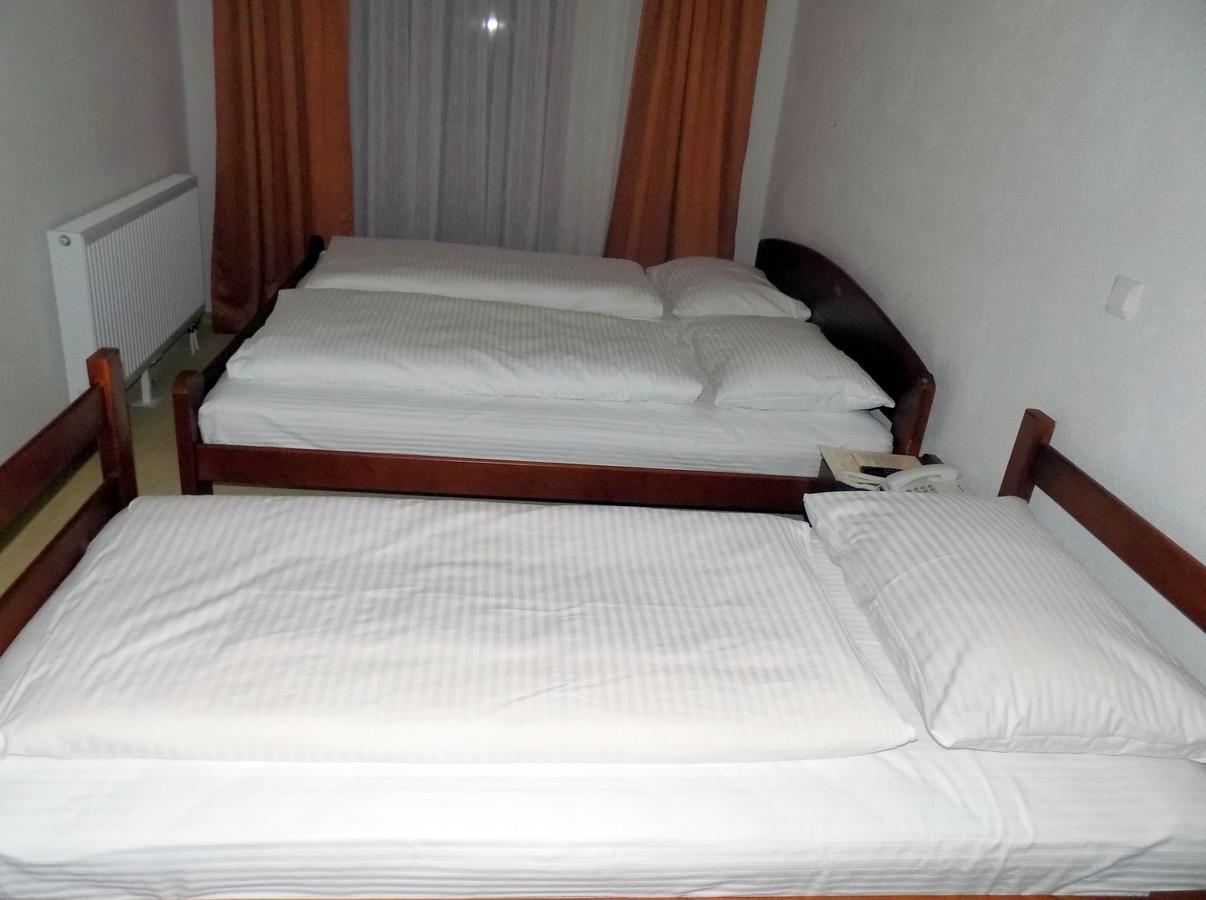 Hotel Knez كوبريس المظهر الخارجي الصورة