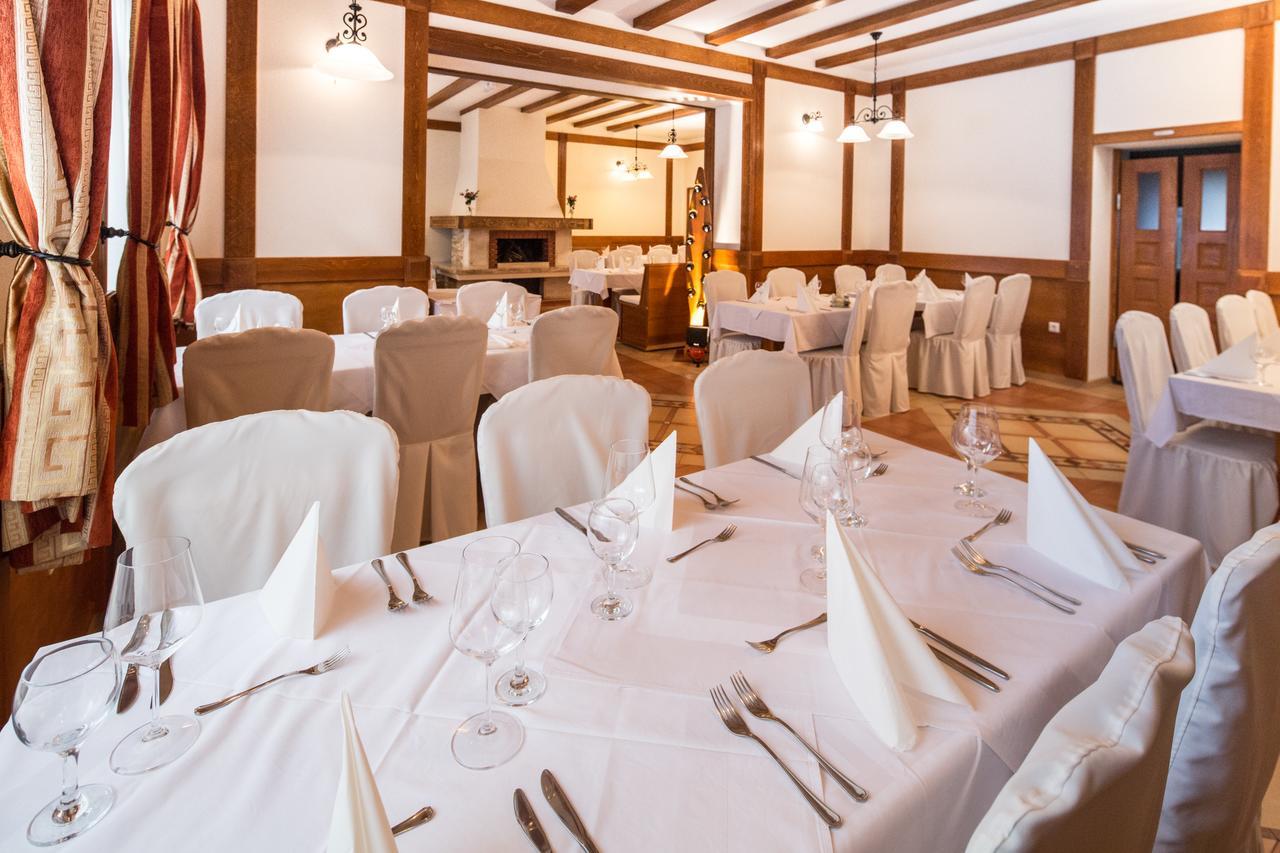 Hotel Knez كوبريس المظهر الخارجي الصورة